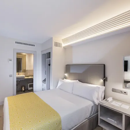 Catalonia Hotel