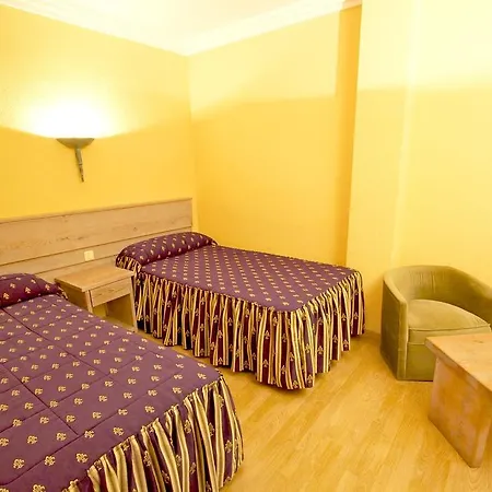 Hotel Catalonia 4*