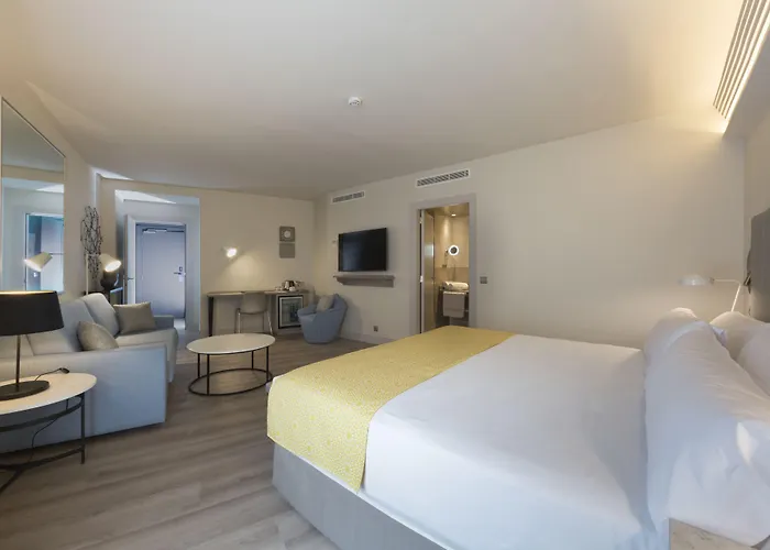 كاتالونيا غرناطة