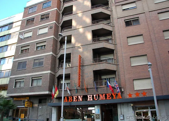 Отель Catalonia