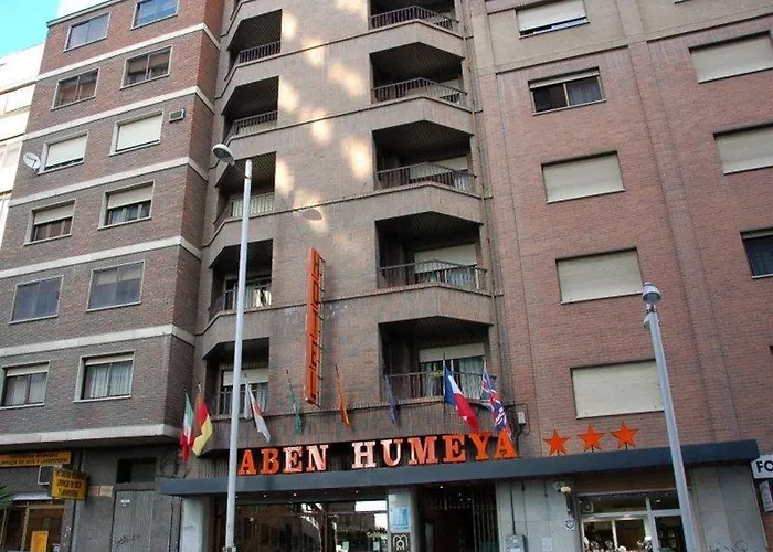 Catalonia Hotel 4*